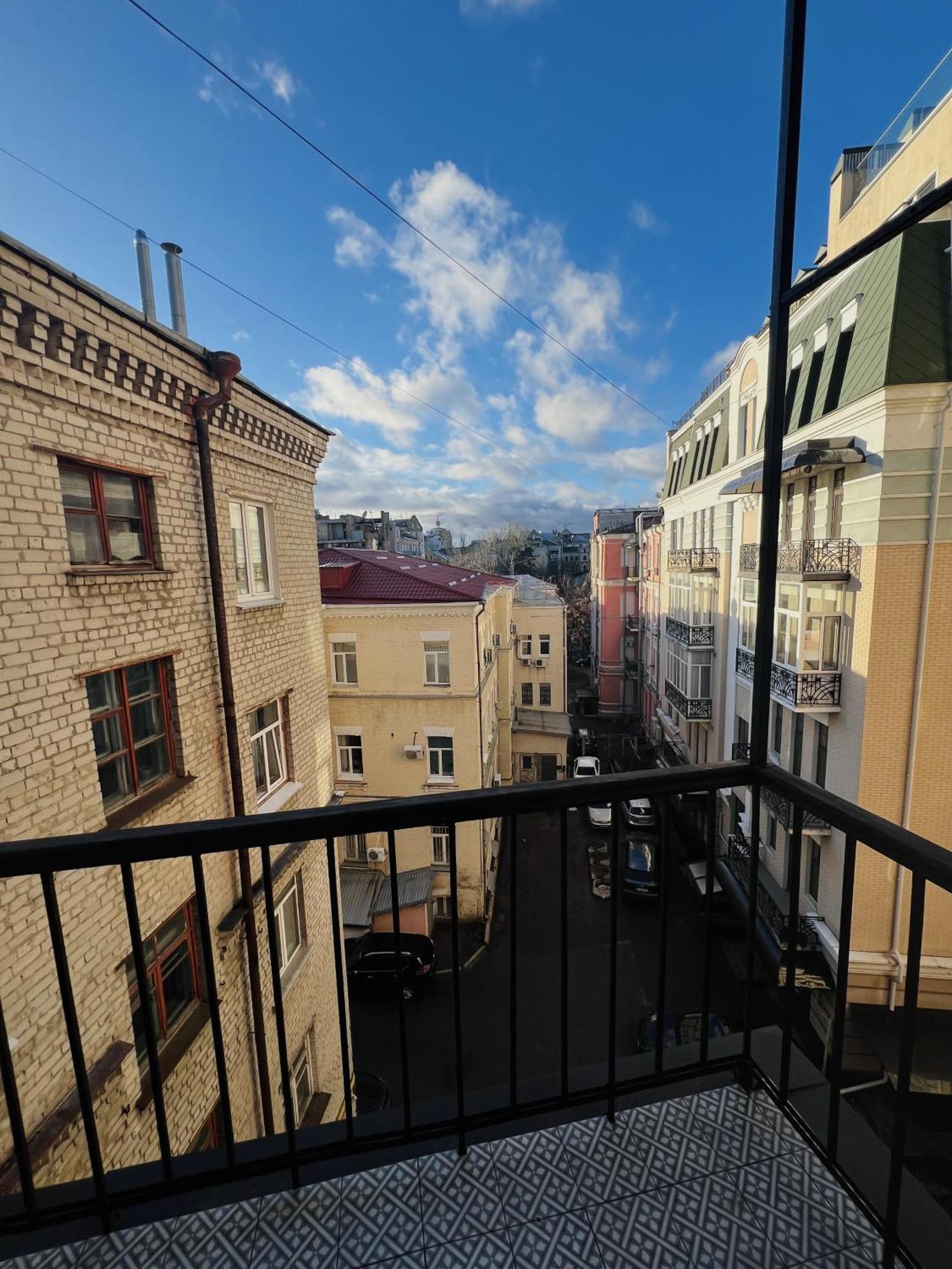 Kyiv Old Town Apartment Near Golden Gate Екстериор снимка